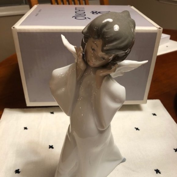 Lladro Angels: Mime Angel / Angel Dreaming - Picture 2 of 11